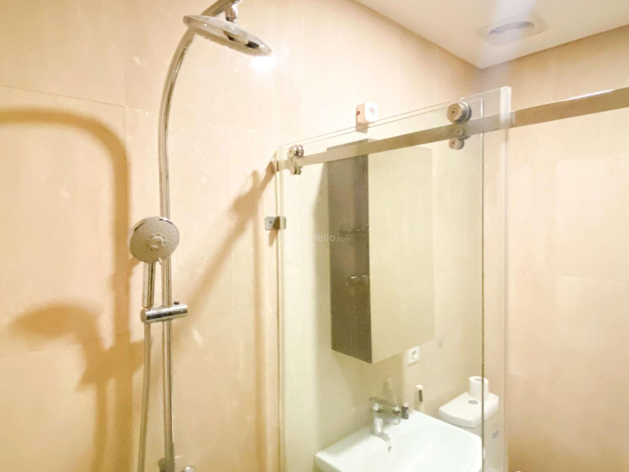 Elegant And Comfort 1br Sudirman By Travelio *